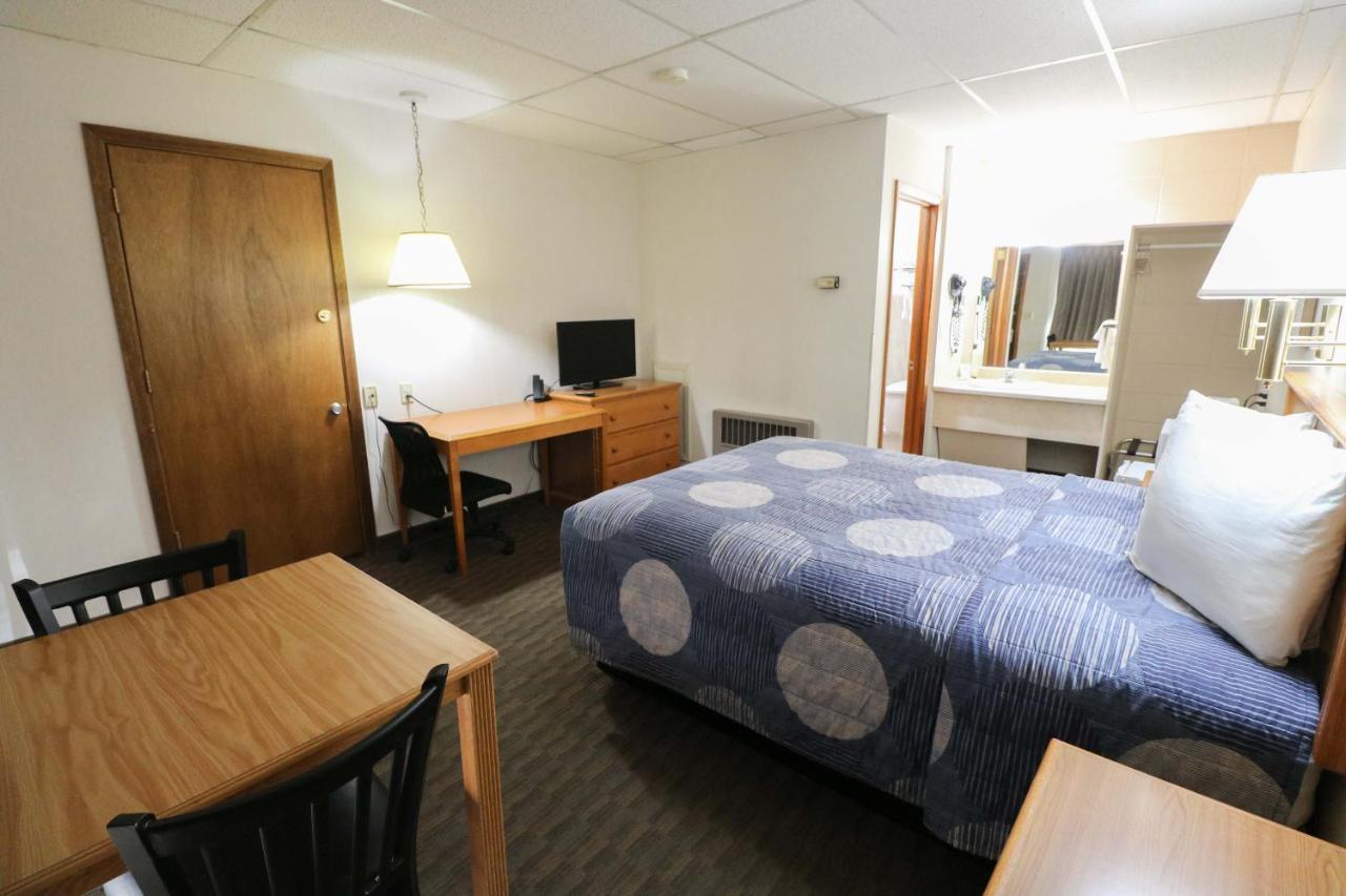Bear Lodge Motel 圣丹斯 外观 照片