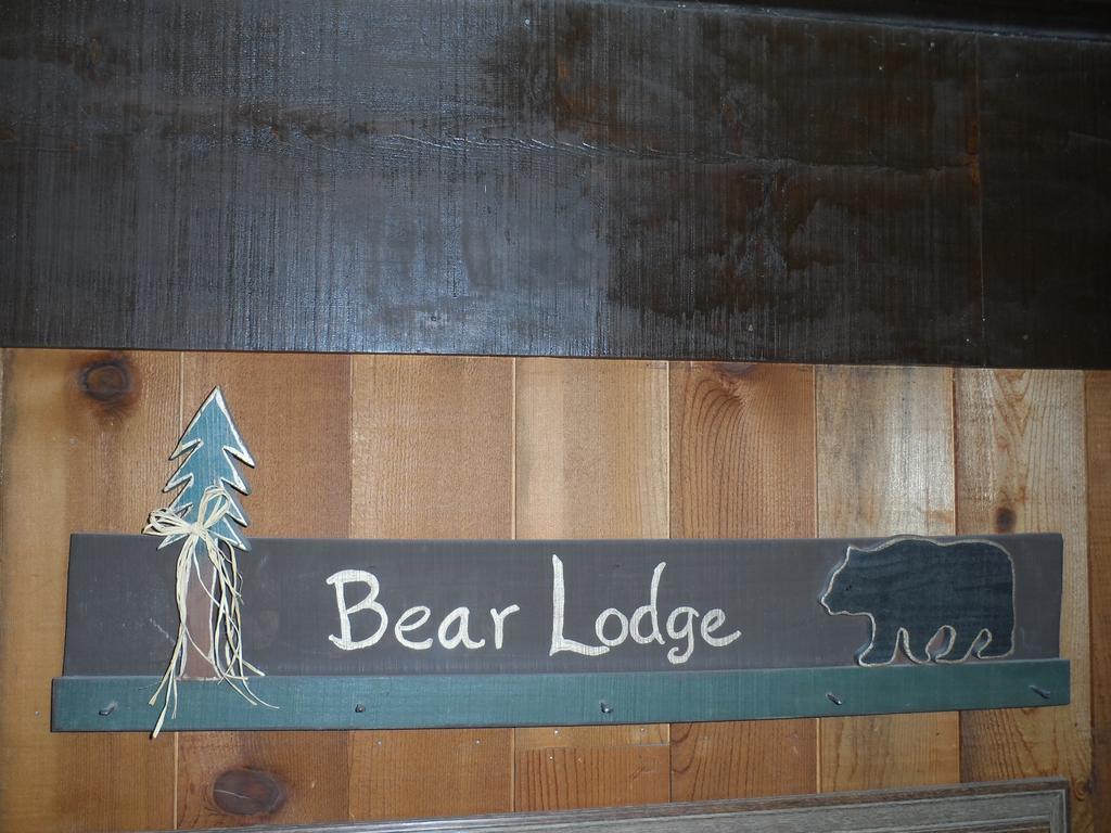 Bear Lodge Motel 圣丹斯 外观 照片