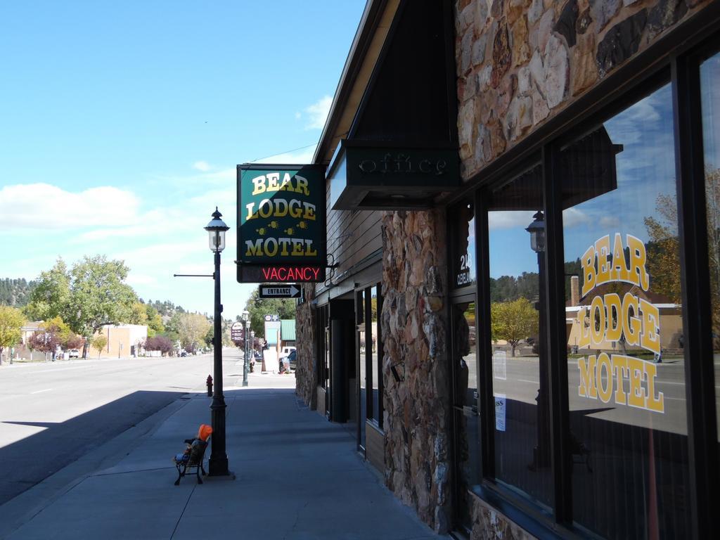 Bear Lodge Motel 圣丹斯 外观 照片