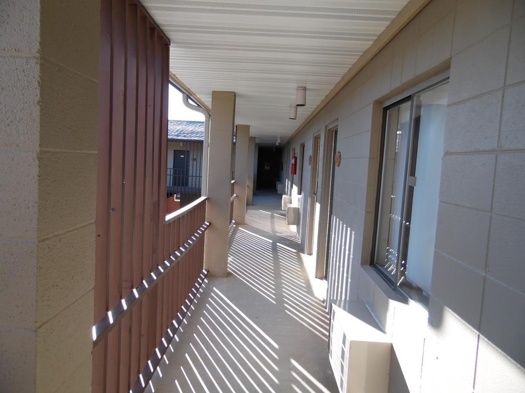 Bear Lodge Motel 圣丹斯 外观 照片