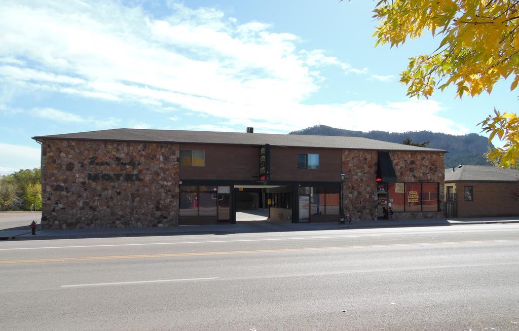 Bear Lodge Motel 圣丹斯 外观 照片